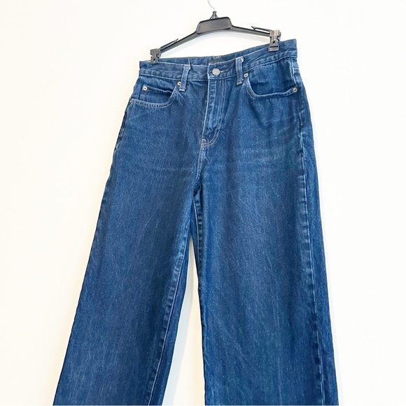 Uniqlo Dark Blue Women's Flare Jeans Sz 26 - Picture 8 of 8